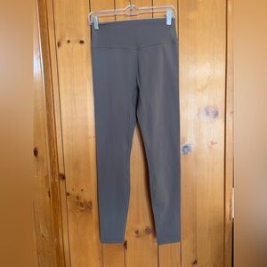 FORM Leggings- Size Large
